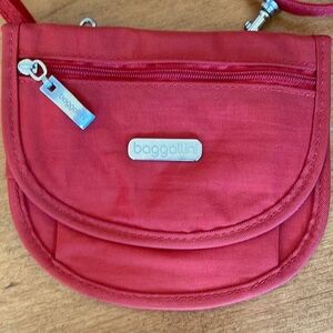 Baggallini MIni Crossbody Bag
